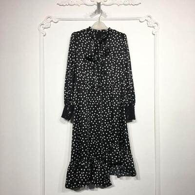 潮系列 8192S143 时尚连衣裙品牌女装折扣颦
