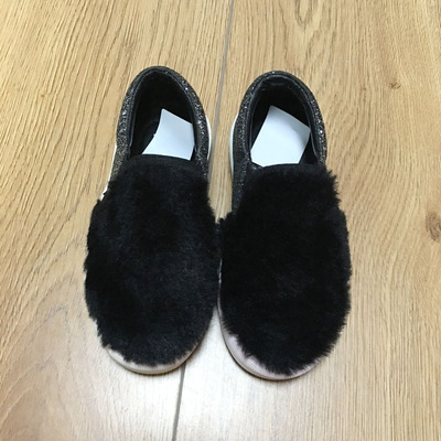 时尚童鞋品牌折扣（微瑕）