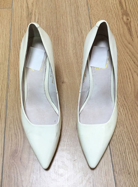 欧系列 PF11773 时尚品牌女鞋折扣（发黄）