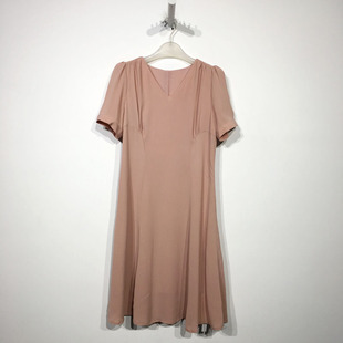 潮系列 D91322 时尚连衣裙品牌女装折扣颦