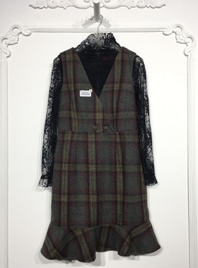 UGC系列 8162S246 时尚套装两件套品牌女装折扣颦