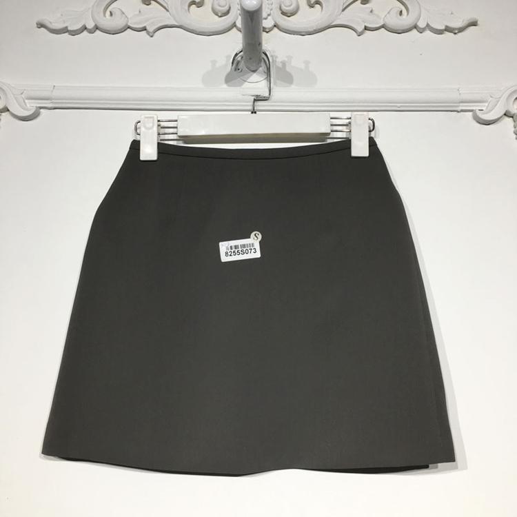 潮系列 8255S073 时尚短裙品牌女装折扣颦