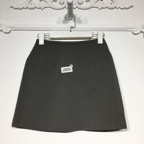 潮系列 8255S073 时尚短裙品牌女装折扣颦