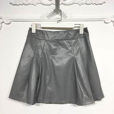 潮系列 8164S037 时尚PU皮短裙品牌女装折扣颦