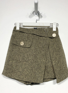 给C系列 D89383 时尚短裤品牌女装折扣颦