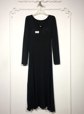 容系列 8326S204 时尚连衣裙品牌女装折扣颦