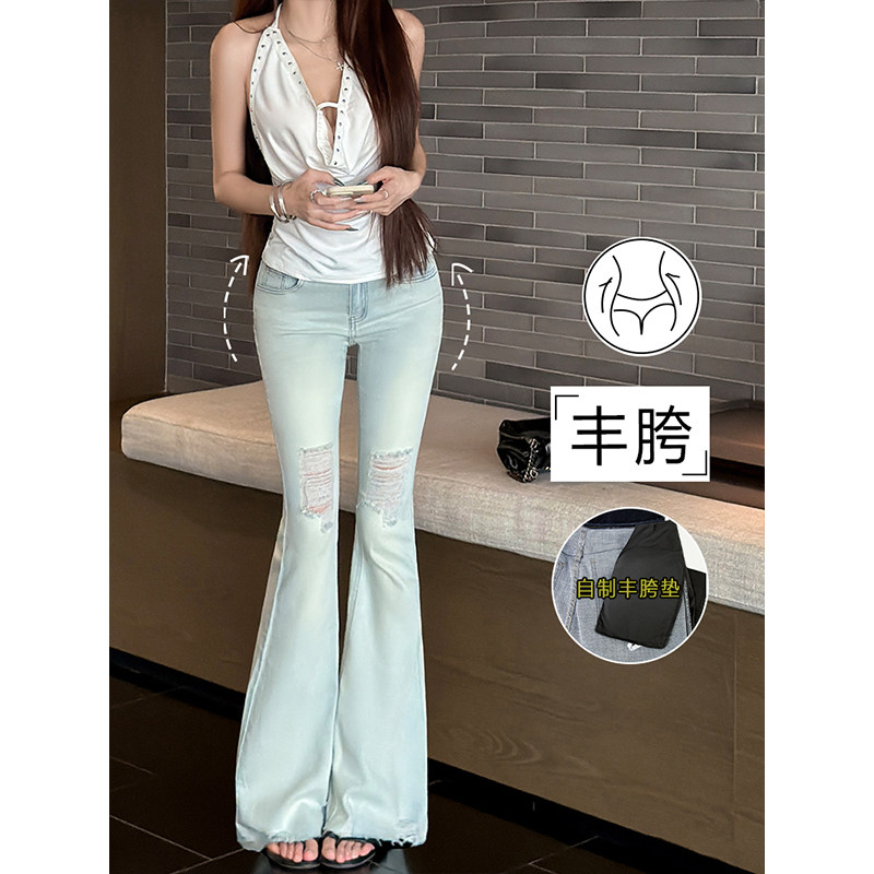 郑小亮丰胯破洞微喇叭牛仔裤女2026秋季新款低腰显瘦修身马蹄裤潮