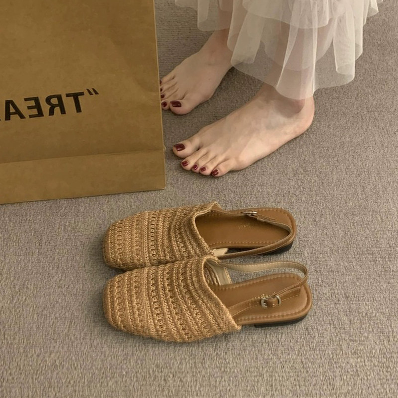 粗跟浅口草编包头后空凉鞋女鞋子2025夏季新款平底一字带凉单鞋