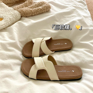 ins沙滩凉拖鞋 软糯Q弹 爆款 好质感小众交叉拖鞋 女外穿2025夏季