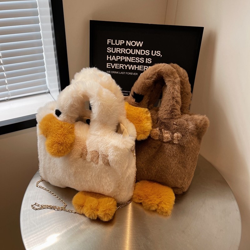 凡班时尚秋冬毛毛包女百搭背包潮