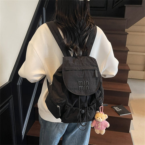 凡班尼龙帆布女款大容量双肩包