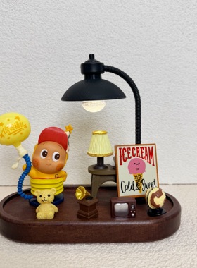 星星人怦然心动系列小夜灯摆件盲盒手办玩偶桌面装饰评展示架可爱