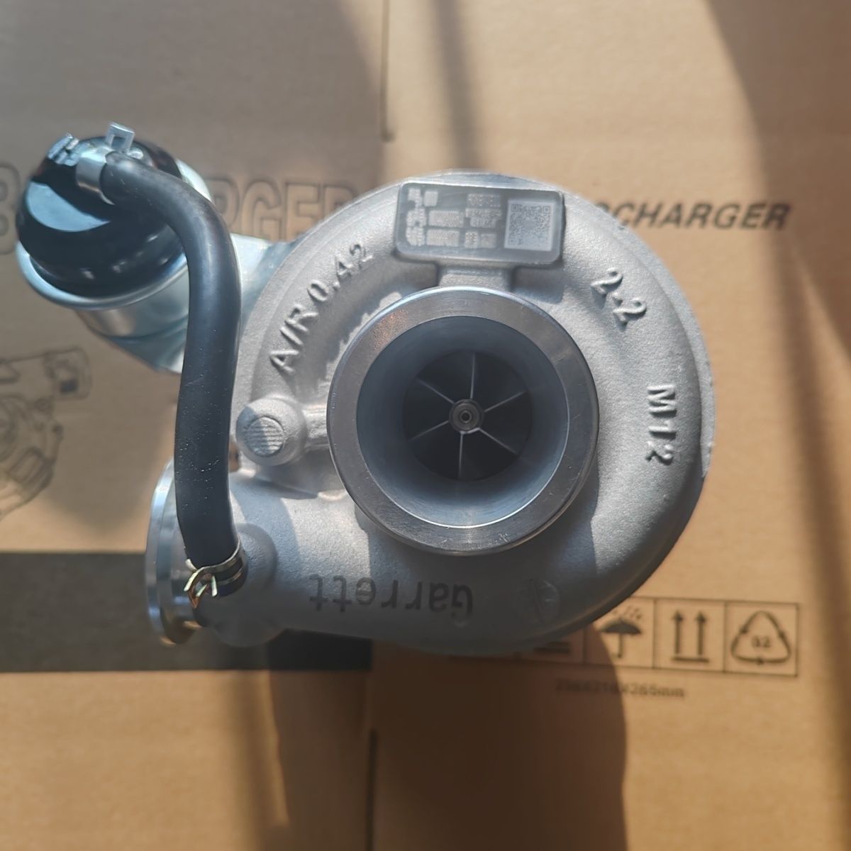 适用潍柴WP3NQ160E61国六886688-0003涡轮增压器全新GT17