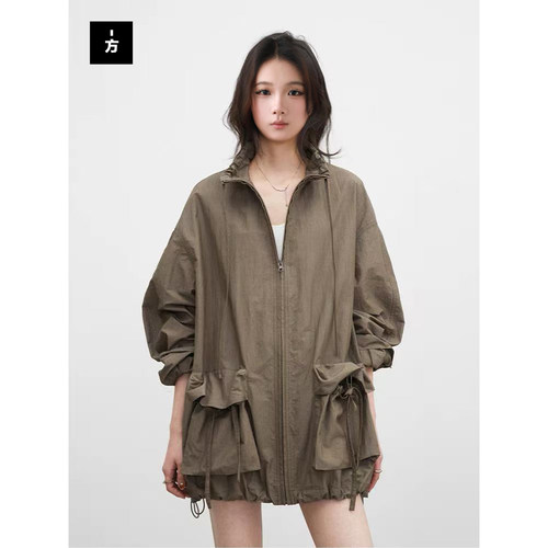 一方服饰花苞立领抽绳防晒夹克女