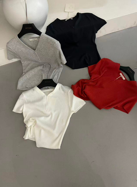 WH JIA早春韩系净版v领坑条显瘦短袖针织衫女百搭修身小衫上衣潮