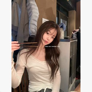 韩现class韩国直邮022317 韩代2026吊带＋大V领T三件套 VEGETABLE