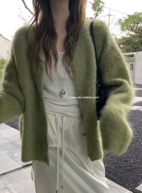 韩现class韩国直邮110516 POSTER韩代2025款氛围感羊驼毛毛衣开衫