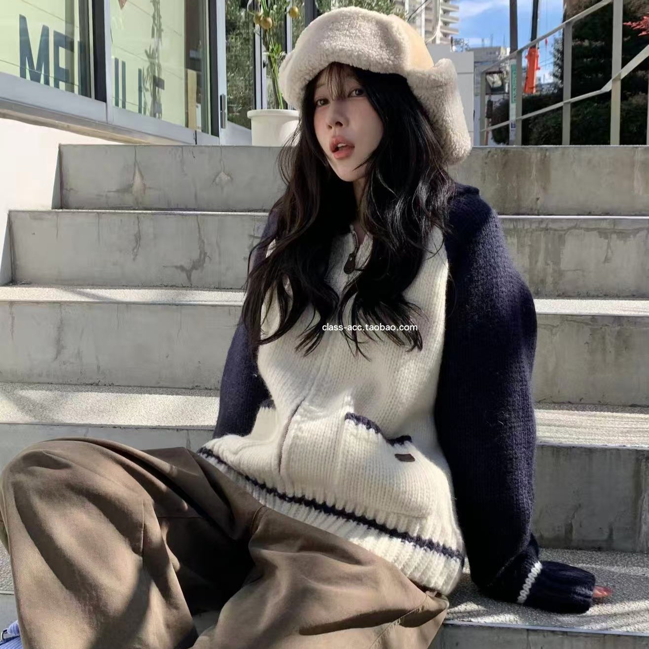 class韩国直邮112603 VERGAMOT 韩代2025款  羊毛1oo拼色开衫外套