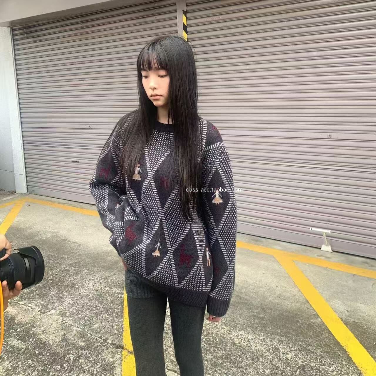 class韩国直邮110503 UNDERSON 韩代2025款  大版菱格纹毛衣