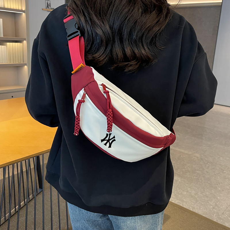 潮牌胸包女2025新款高级感单肩包骑行胸前登山斜挎包运动腰包男款