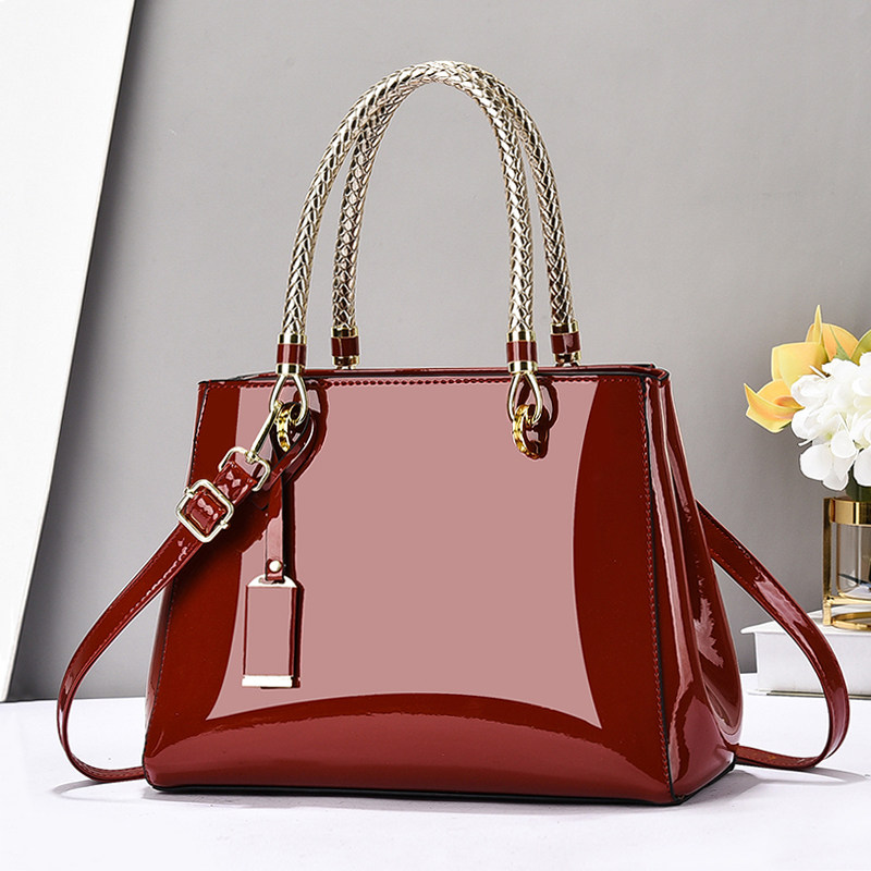 红色包包女油蜡皮新娘结婚包礼物中年妈妈款手提包通勤百搭斜挎包