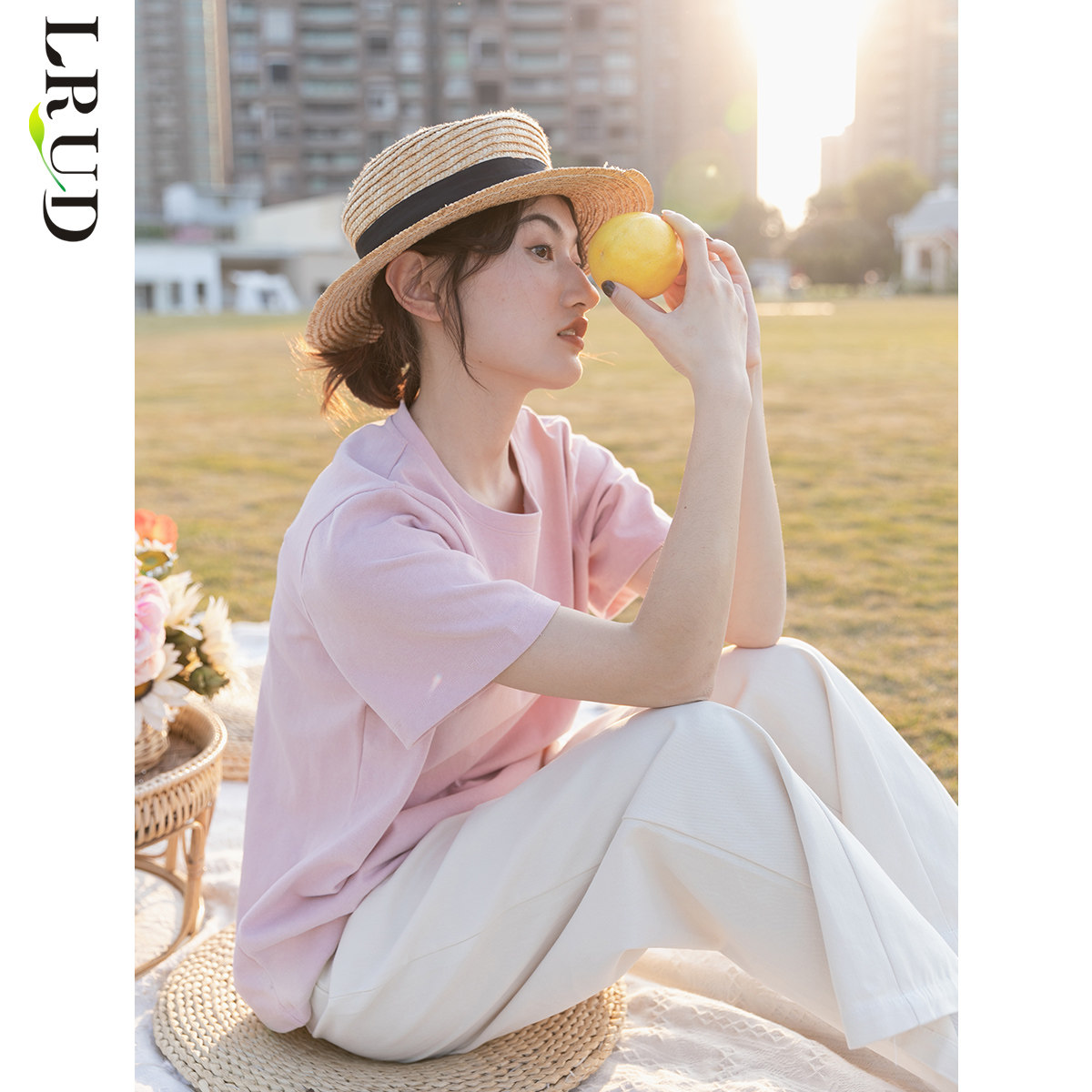 LRUD粉色短袖T恤女春夏季2022年韩版新款设计感小众宽松学生上衣