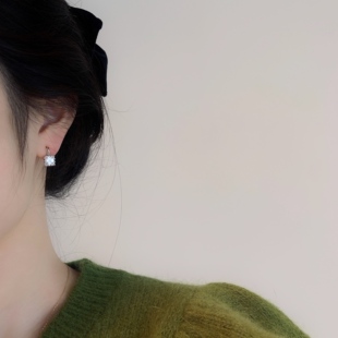 「冰糖」超闪小方钻耳夹女无耳洞蚊香盘小巧百搭精致高级感耳环