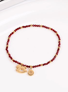 钛钢手链 爆闪新年马上有钱手链女小木马红色手串高级感饰品