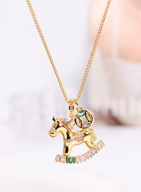 铜合金项链 马上有钱项链女高级感小众设计本命年彩马毛衣链