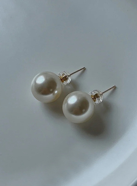 铜合金耳饰 冷白清冷珠珠耳钉女复古百搭高级感耳饰轻奢素款饰品