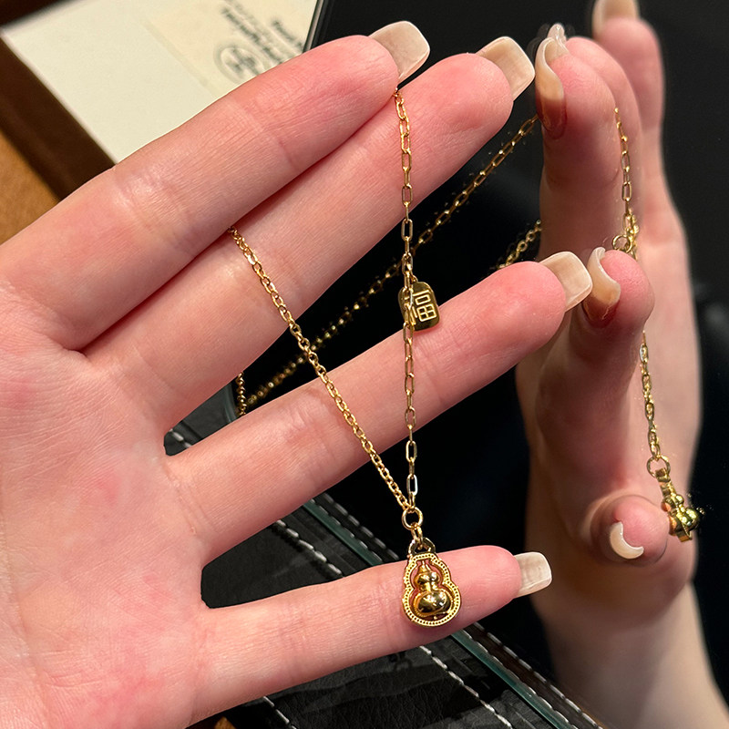 钛钢 葫芦福牌项链女新款福禄锁骨链时尚百搭饰品