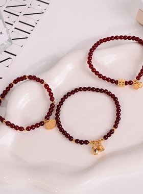 钛钢手链 小蛮腰铃兰花红色珠珠手链女显白百搭简约手饰精致手串