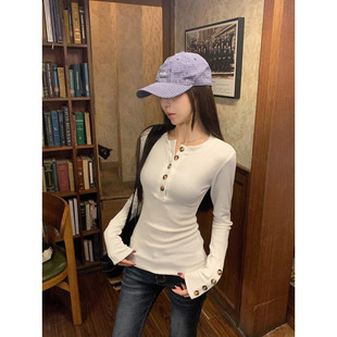 大码胖mm韩系半开领纽扣德绒打底衫女秋冬高级感收腰显瘦辣妹上衣