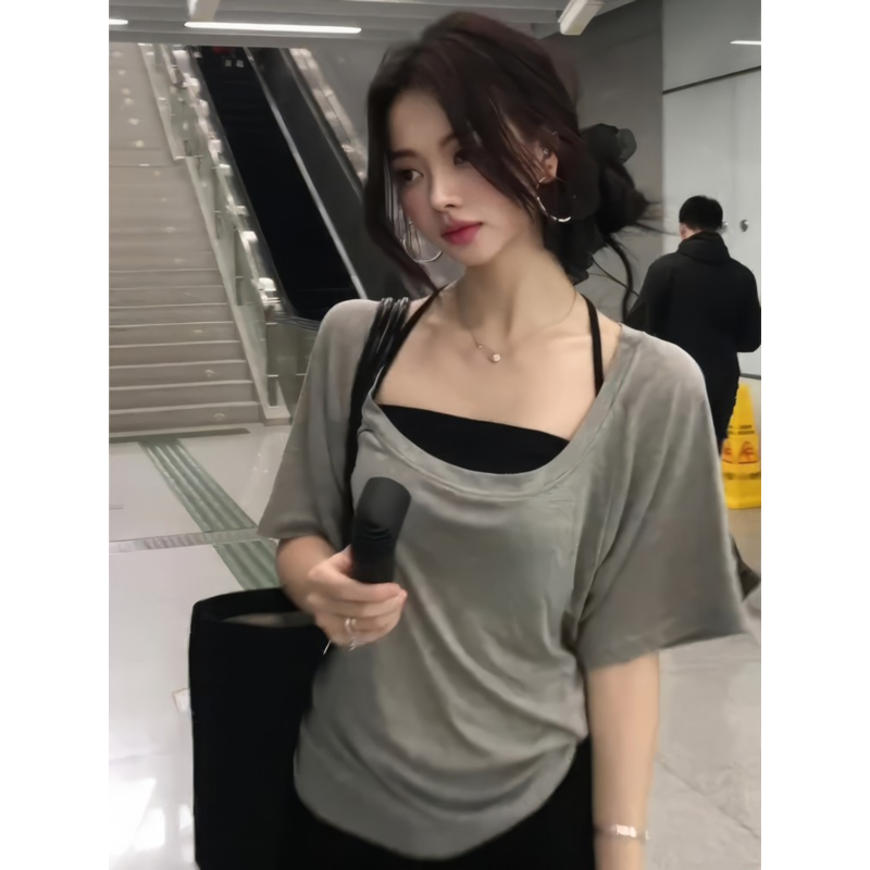 大码胖mm韩系纯欲风叠穿短袖T恤女夏新款挂脖背心打底独特两件套