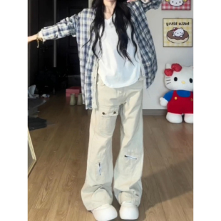 胖mm美式 宽松显瘦阔腿喇叭裤 高街砂白色工装 女秋季 微喇牛仔裤 大码