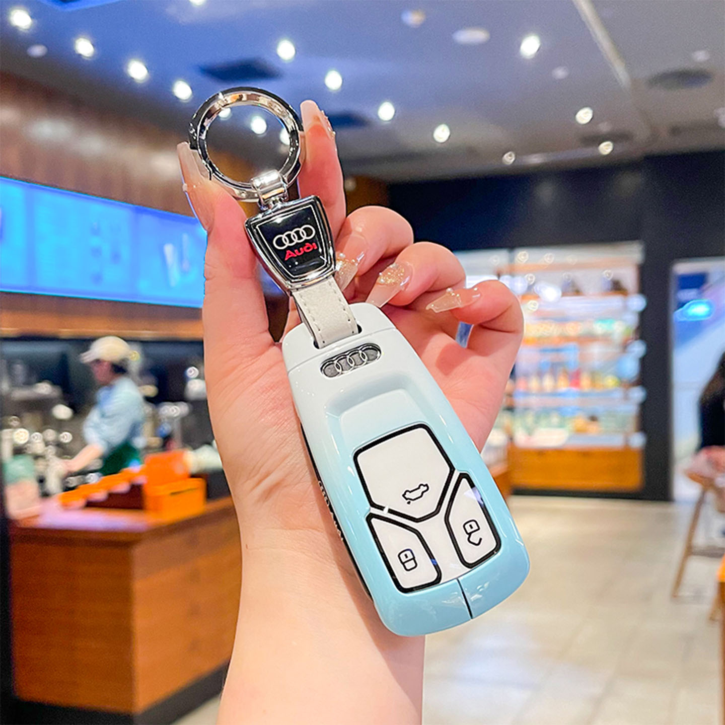 适用2025新款奥迪Q5L钥匙套17-25款A4L车专用高级感金属扣壳男士