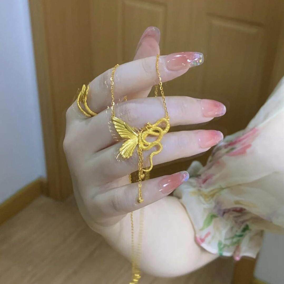 新中式黄金色“蝴蝶与蛇”项链仿999金生肖本命年灵蛇流苏锁骨链