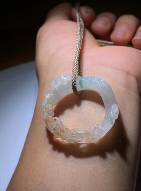 冰种三彩翡翠手工雕刻定制·凌寒独自开·梅枝环女士项链挂坠首饰