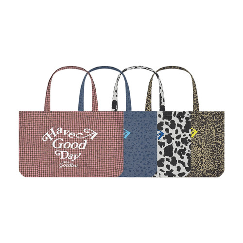 GOODBAI 'HAVE A GOOD DAY'印花单肩包