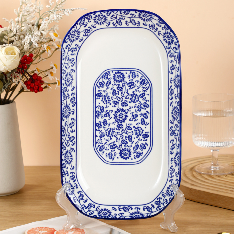 釉下彩青花瓷缠枝莲12英寸30厘米家用陶瓷鱼盘中式蒸鱼盘红烧鱼盘