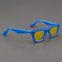 Синий желтый объектив