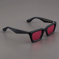 Матовый розовый объектив