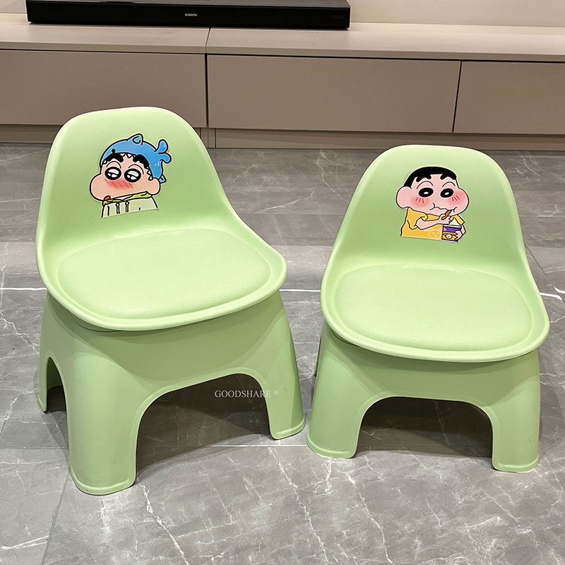 儿童家用靠背小椅子防滑可爱卡通图片