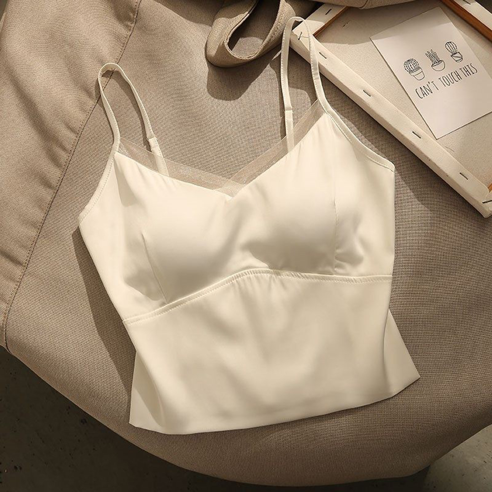 白色丝质吊带背心女带胸垫短款V领三醋酸缎面无袖上衣西装内搭