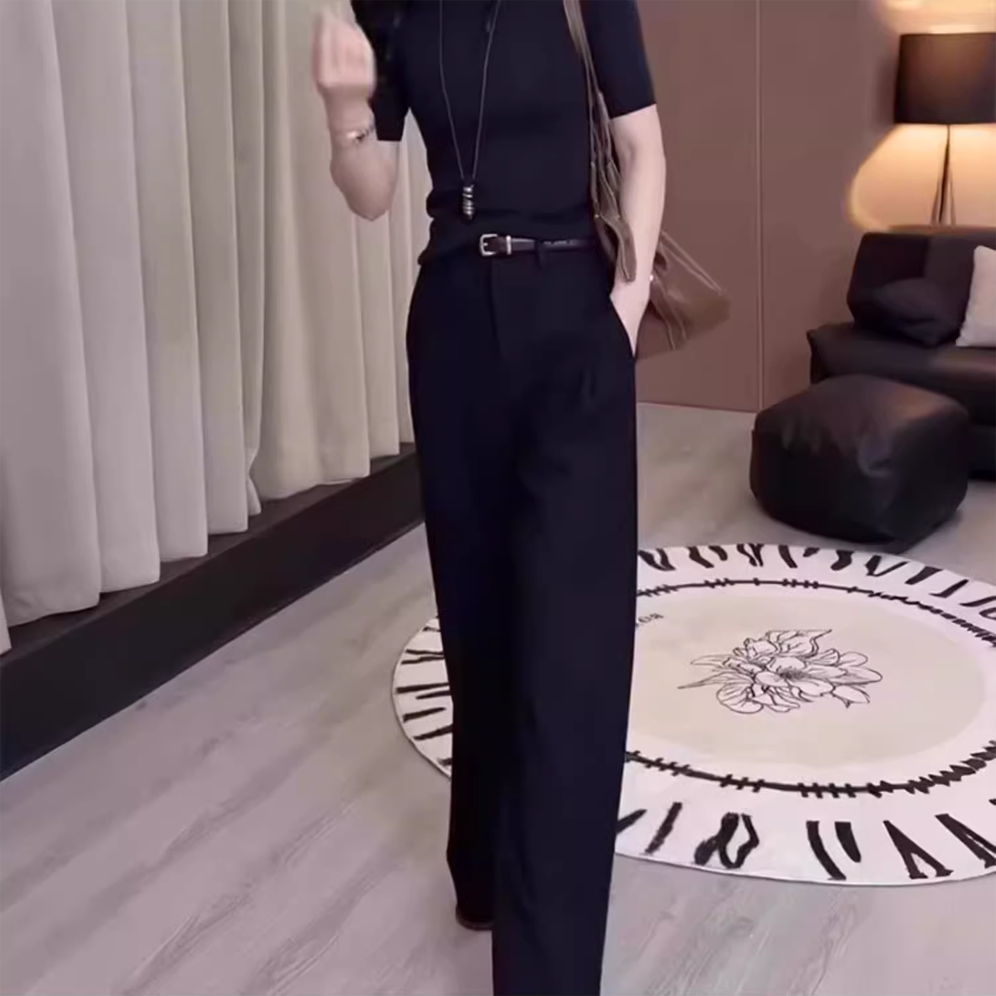 黑色显瘦阔腿西装裤女秋季2025新款梧桐裤大码高腰垂感休闲直筒裤
