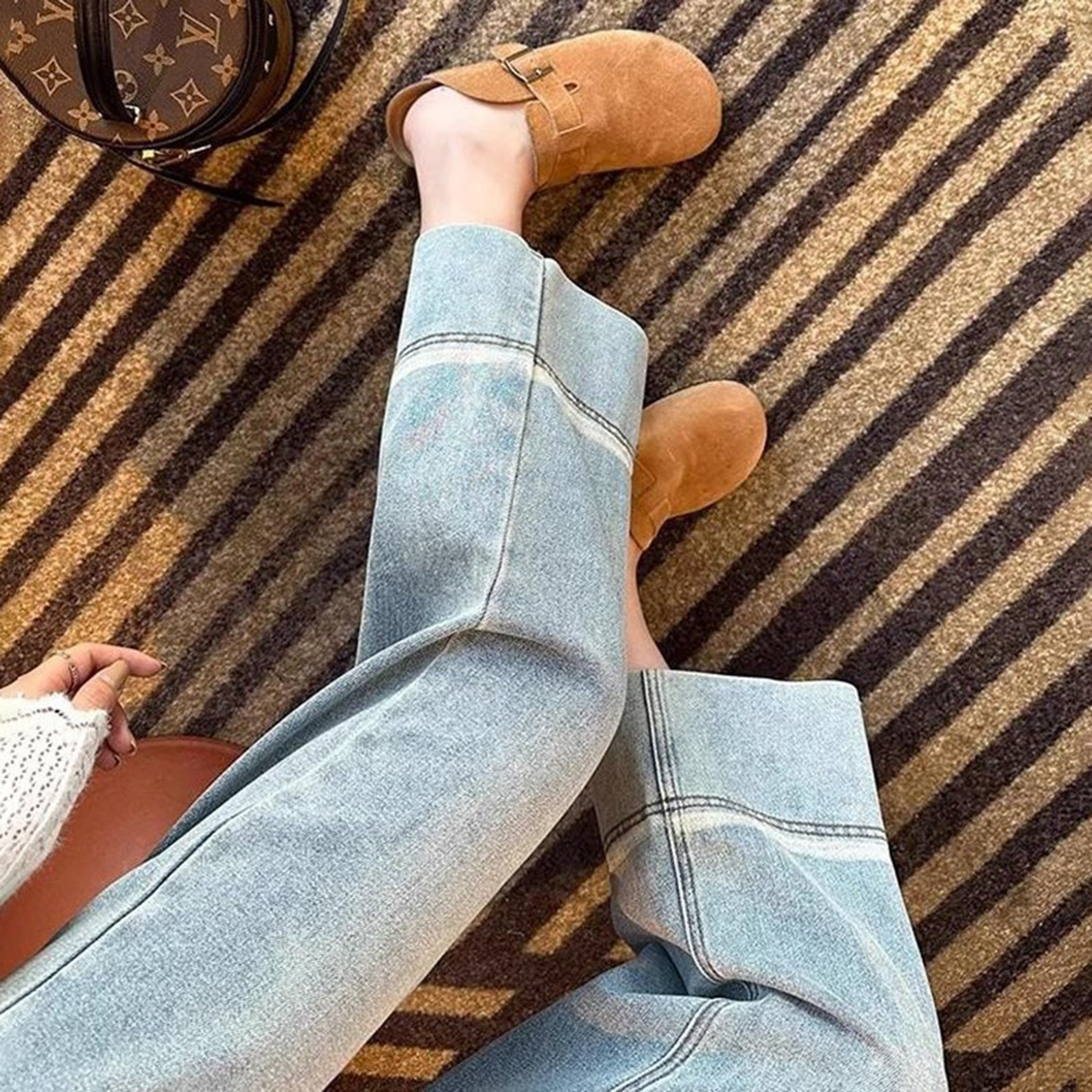 浅蓝色直筒牛仔裤女春秋2024新款高腰宽松复古百搭九分裤阔腿裤