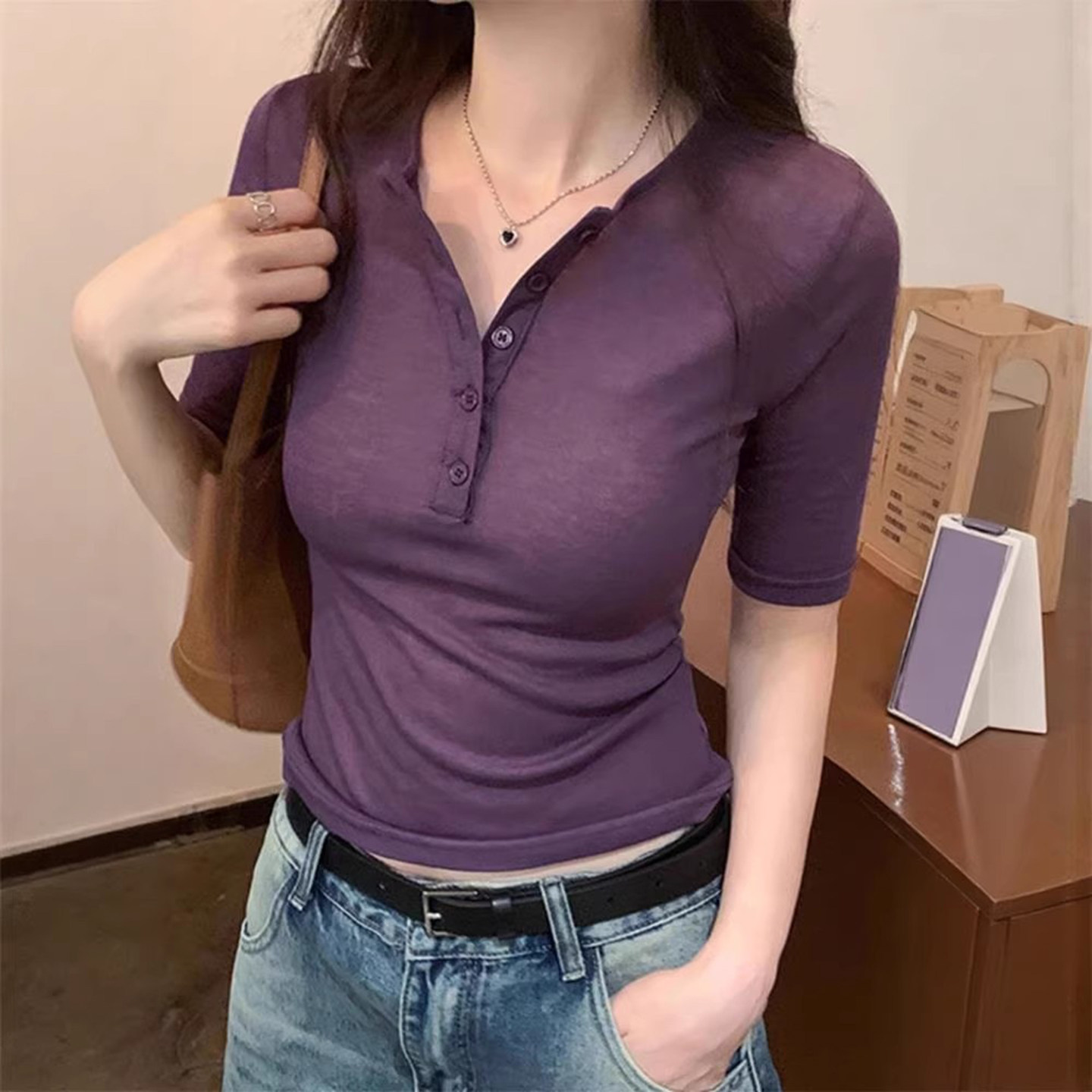 紫色V领短袖t恤女夏季新款修身针织体恤显瘦时尚半开领短款上衣