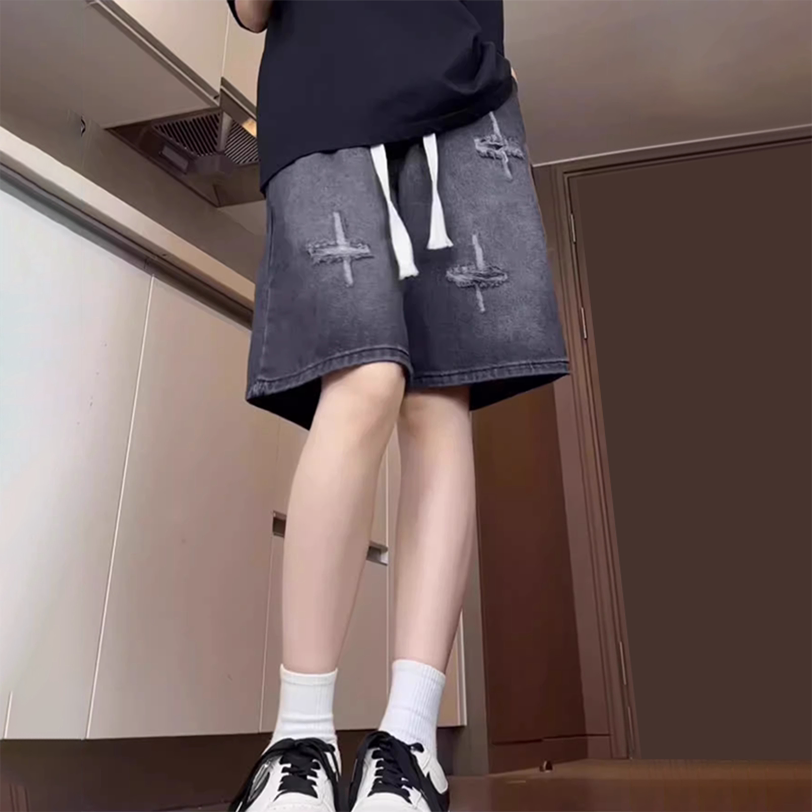 黑灰色破洞牛仔短裤女夏季新款高腰直筒宽松阔腿中裤休闲五分裤