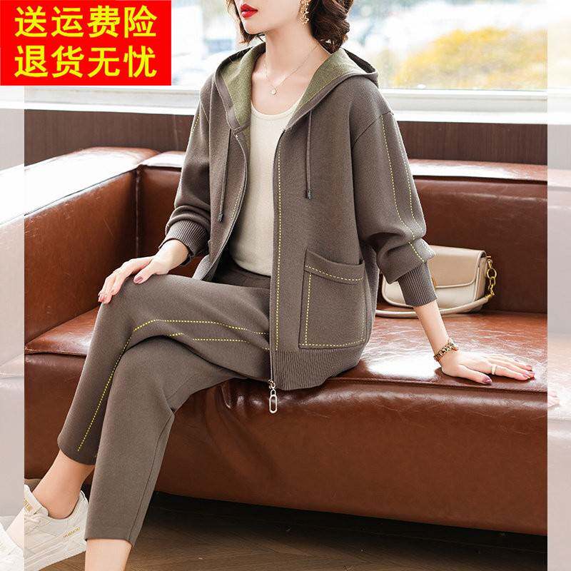 妈妈时尚运动服中年女装秋装休闲外套中老年春秋2025新款针织套装