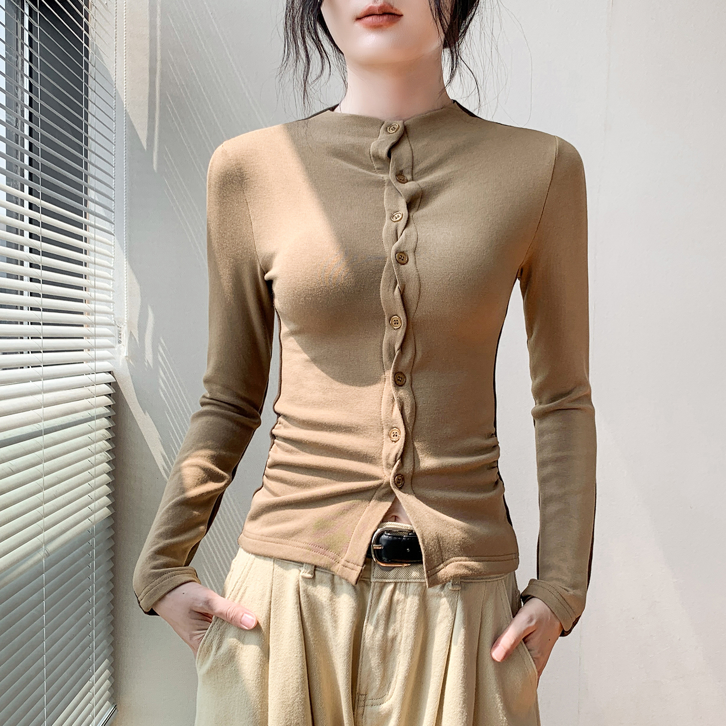 纽扣开衫内磨毛长袖T恤女上衣